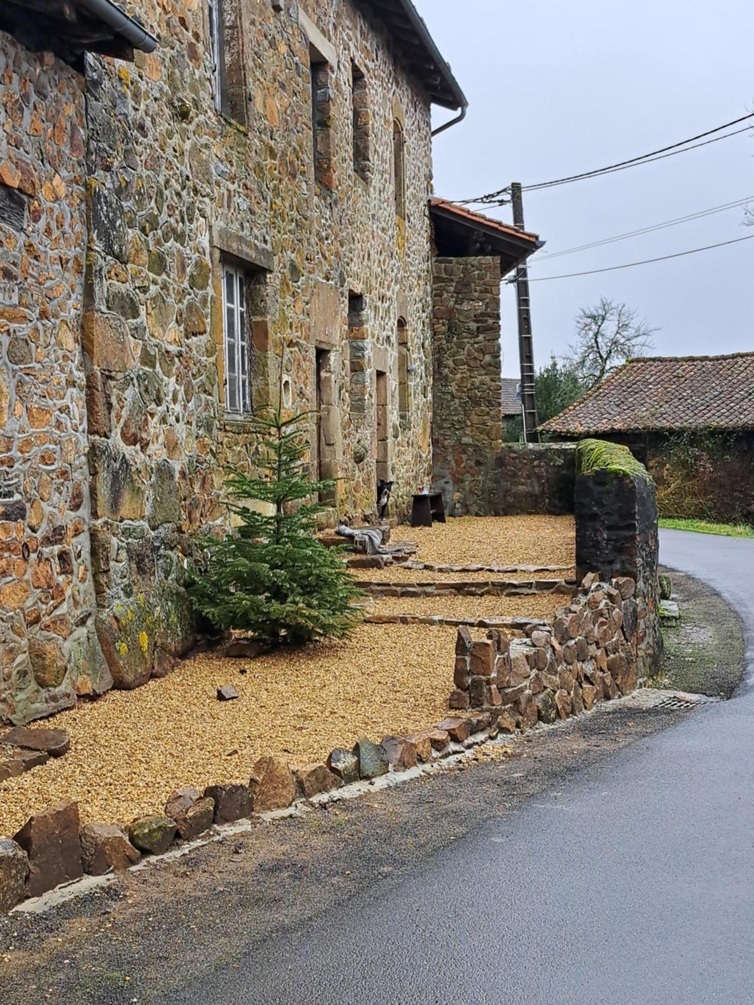 Lavallade12 Chambers D'Hotes Roussines Extérieur photo